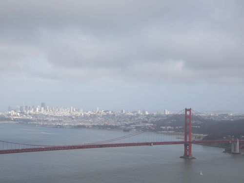 Golden Gate Bridge (palo-alto_100_8363.jpg) wird geladen. Eindrucksvolle Fotos von der Westküste Amerikas erwarten Sie.